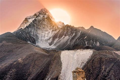 Sunrise In Himalayan Mountains Near Pheriche In Nepal Stock Image