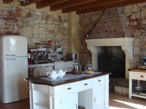 Italian Farmhouse Kitchen In Verona Just Love The Simplicity Of An
