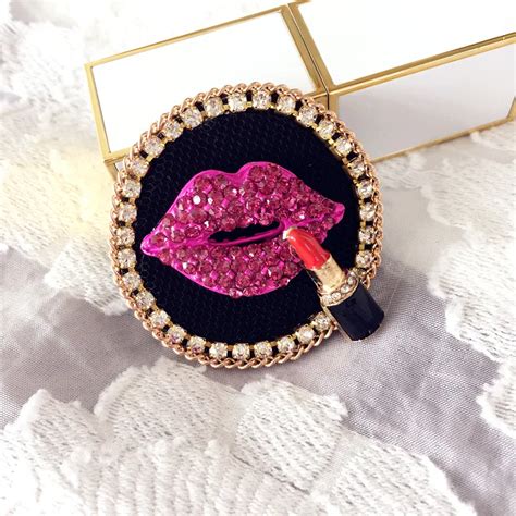 simple rhinestone flame lips badge brooch pins bijoux romantic red lip pearl round designer