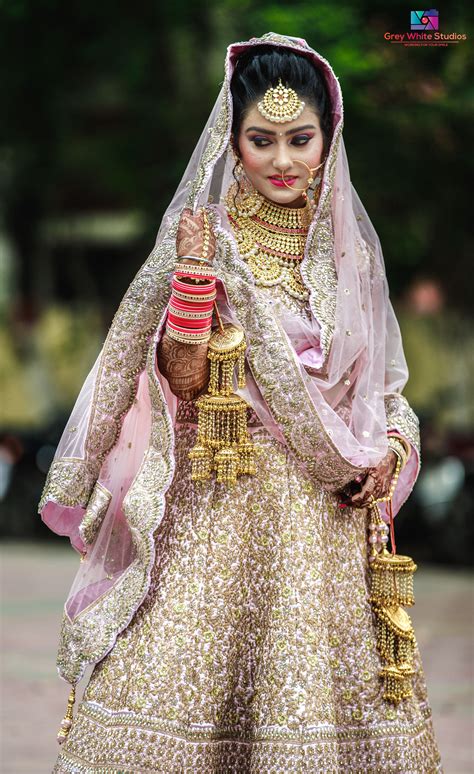 Pin By Grey White Studios On Malkiat Rinkal Bridal Suits Punjabi Bridal Jewellery Design