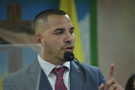 Alcalde De Aguada Anuncia Superávit Y Aumento Salarial A Empleados