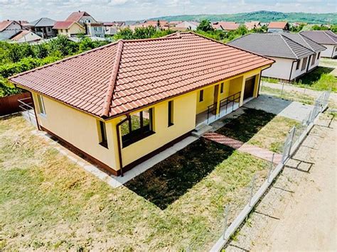 Casa De Vanzare Osorhei Casavila Cu 4 Camere De Vanzare In Oradea