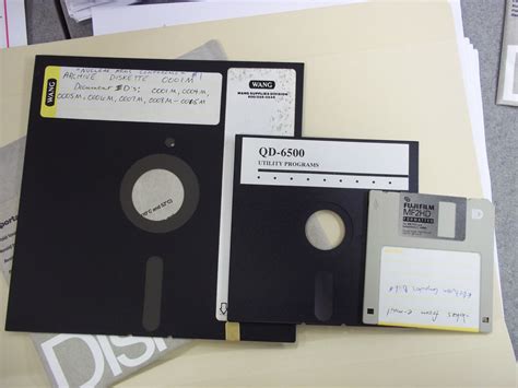 8 Inch 5 14 And 3 12 Floppy Disks Computer History Old Computers Old Technology