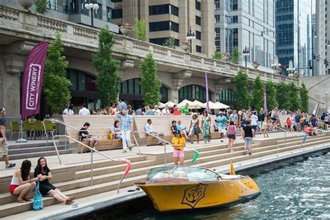 Chicago Riverwalk Dining Guide Every Bar And Restaurant Deciphered