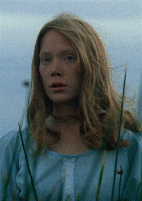 Sissy Spacek Pictures In An Infinite Scroll 10 Pictures