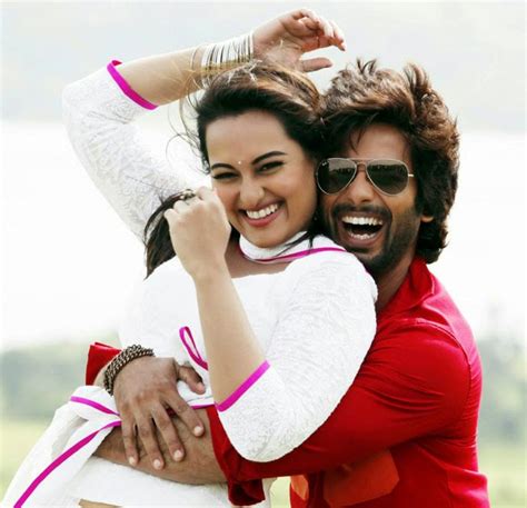 Sonakshi Sinha And Shahid Kapoor Wallpaper Download Every Couples Hd Wallpapers Download