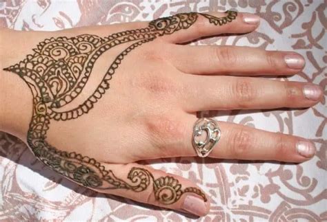 30 Latest And Cool Easy Henna Designs 2019 Sheideas