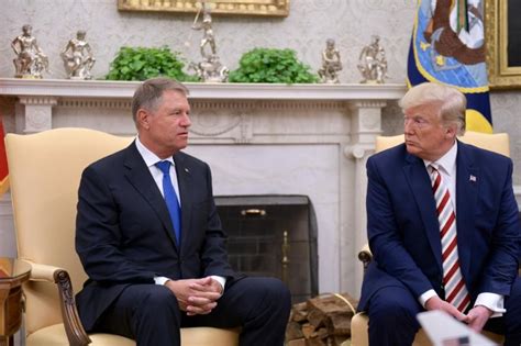 Textul felicitării lui vladimir putin, preşedintele federaţiei ruse, către klaus iohannis, preşedintele ales al româniei, a fost postat în aceste zile pe contul de după alegerea lui klaus iohannis în funcţia de preşedinte al româniei, o declaraţie a fost făcută, în 20 noiembrie, de purtătorul de cuvânt. Klaus Iohannis, reacție pe Twitter în urma întâlnirii cu Donald Trump. Mesajul președintelui ...