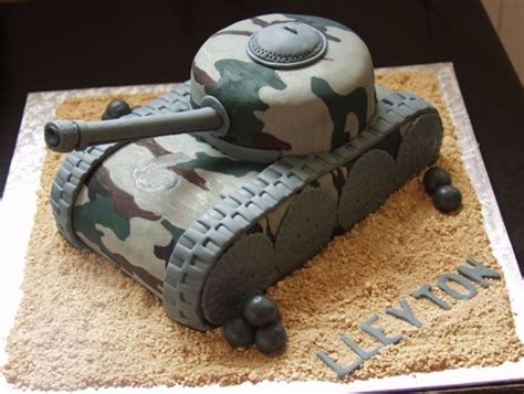 If the style resembles a familiar character to the children like noddy, it will be an added destination. Army Tank | Army birthday cakes, Army cake, Army tank cake