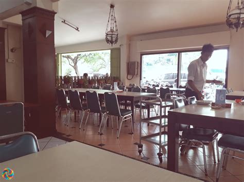 Assalamu'alaikum warahmatullahi wabarakatuh.hi keluarga travelers. Adem Ayem - Rumah Makan Dengan Cita Rasa Kuliner Otentik ...