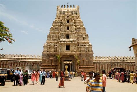 20 Famous South Indian Temples You Must Visit