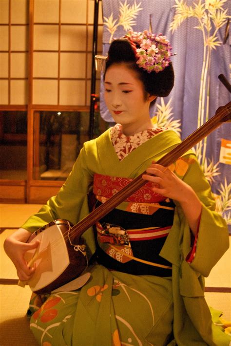 Real Geisha Real Women A Documentary Insidejapan Tours