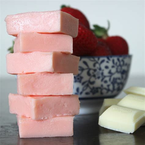 Picnic Strawberry White Chocolate Fudge