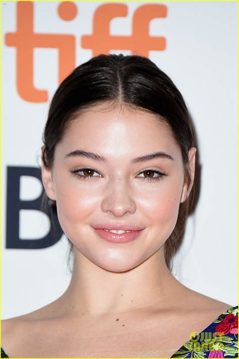 Outer Banks Star Madelyn Cline Joins Knives Out 2 Cast Photo 4566180 Pictures Just Jared