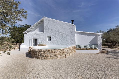 If ‘mediterranean Minimalism Is A Thing This Dream House In Spain Is
