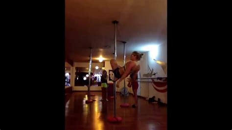 All statistics are with charts. Pole dancer Annier Riestra Inversión y agarre de corva POLE DANCE FITNESS - YouTube