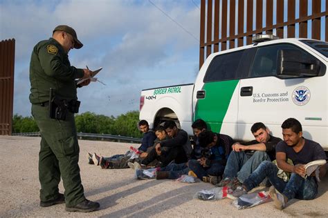 Border Patrol Arrests More Criminal Migrants Sees Sharp Increase In