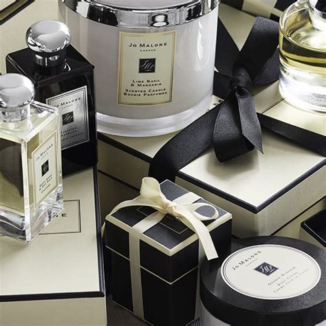 Whether you're celebrating a special ocassion or just reminding someone that you care, each gift is wrapped in our signature cream and black in a box. Jo Malone London | John Lewis & Partners