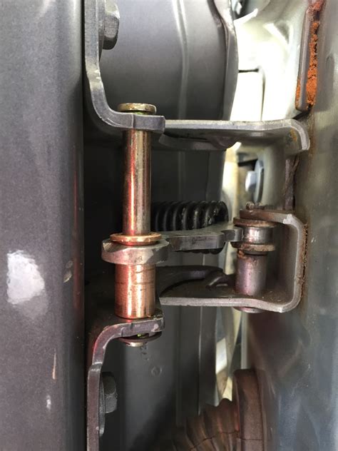 Dodge Ram Door Hinge Replacement