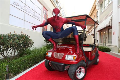 While not at the the top of the box office this weekend, those numbers are certainly not terrible: Amazing Spider-Man 2 Cast Brings Cheers to Fans. - Blog ...