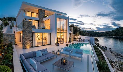 Luxury Mediterranean Villas Home Design