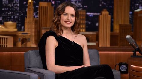 Daisy Ridley Social Media Is Bad For Mental Health Bbc News