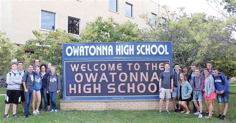 Owatonna High School Bids Farewell Was To Group Of German Exchange