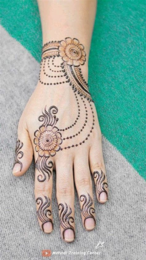 Very Easy And Simple Mehndi Design Latest Easy Mehndi Design For