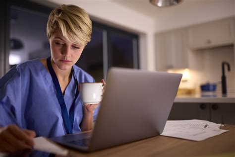 9 survival tips for nurses working the night shift phaxis