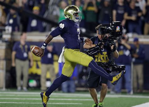 College Footballs Top 10 Teams Outside The Power Five Notre Dame You