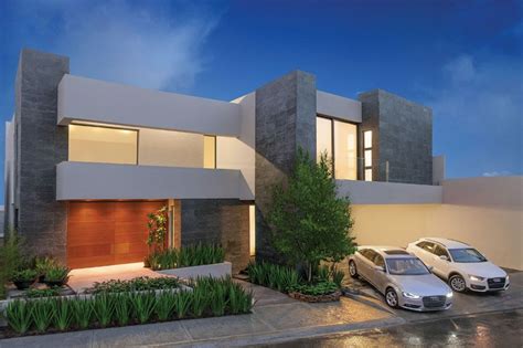 De linhas simples, essa casa escolheu o formato em l para abrigar a piscina com as espreguiçadeiras, o resultado é moderno e neutro. Pin en Fachadas de casas