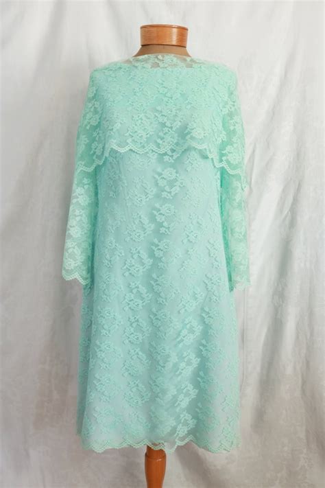 Vintage Aqua Blue Lace Gem