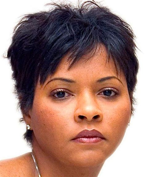 5 Short Black Haircuts For Chubby Faces In 2024 Cruckers