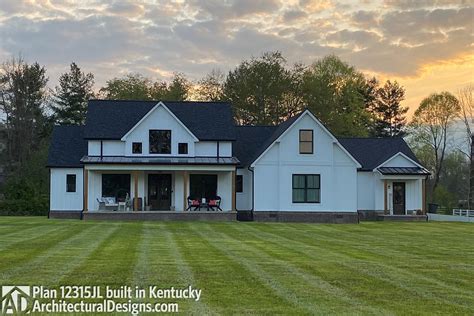 Impressive One Level Modern Farmhouse With In Law Suite 12315jl