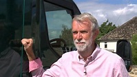 Ex-Top Gear presenter Chris Goffey slams mobile library cuts - BBC News