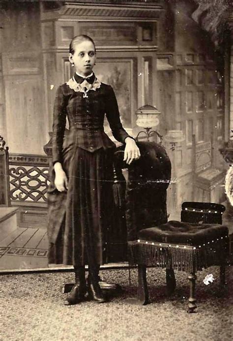 57 Amazing Portrait Photos Of Teenage Girls From The Victorian Era