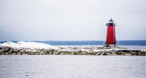 Manistique East Breakwater Lighthouse On Lake Michigan Photograph By