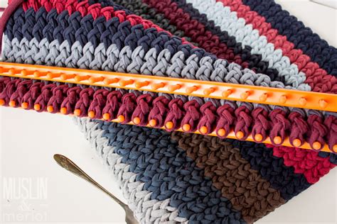 For example, you'll need 63 stitches for a small sweater, 70 for a medium, and 77 for a large. Knitting Loom T-Shirt Rug - Muslin and Merlot
