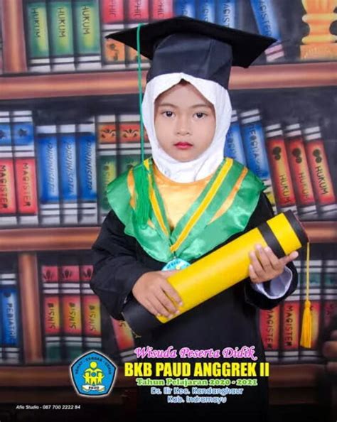 Edit Foto Wisuda Anak Cetak Ukuran 10r Lazada Indonesia