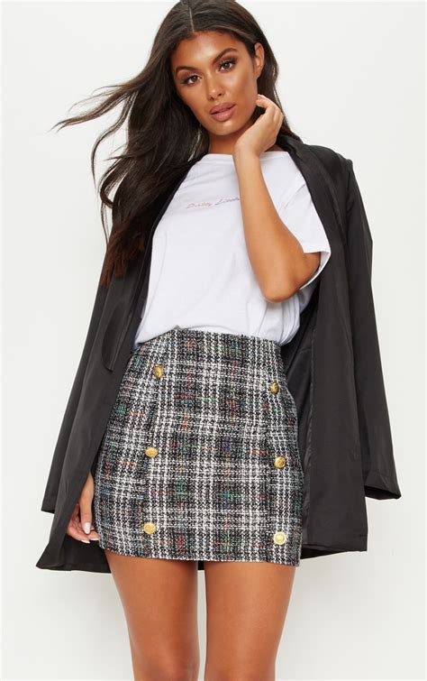 Black Tweed Button Detail Mini Skirt Prettylittlething Ca