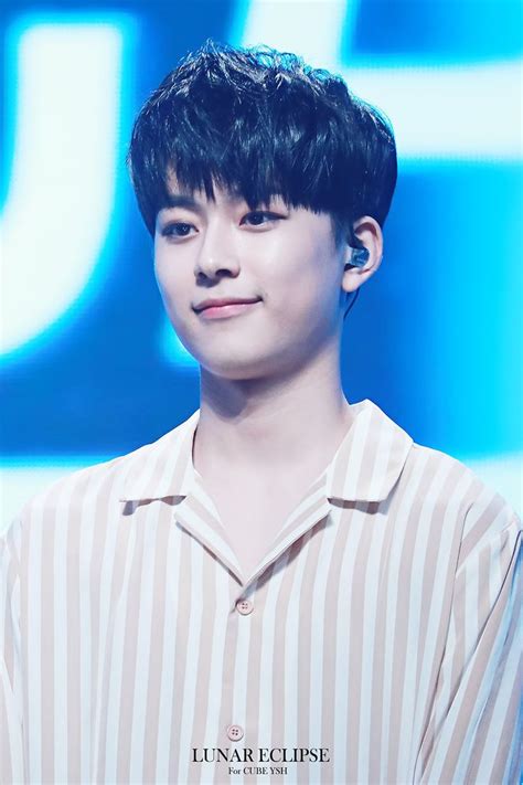 Only 5 minutes after the ticketing server of it opened, all the tickets were sold out. 유선호 (Yoo Seonho) | PRODUCE 101 S2 | Pinterest | Kpop, BTS ...