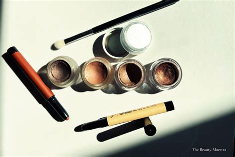 Cream Eyeshadow For Mature Eyes The Benefits And Easy Ways To Apply The Beauty Maestra