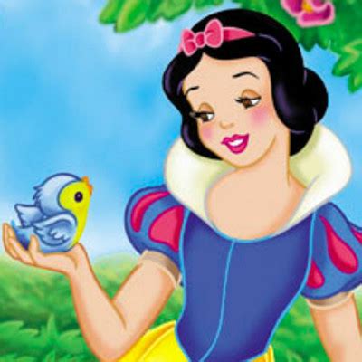 Finally, a beautiful snow white met her real prince and is ready to leave the cabin of his little friends. Snow White Games, play them online for free on GamesXL.