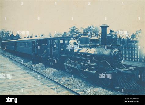 Antique C 1890 Photograph Train And Crew On The Staten Island Rapid