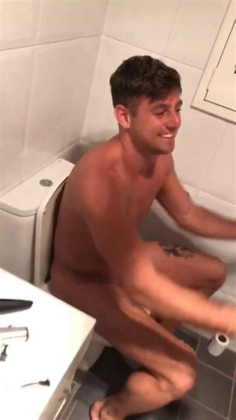 The Best Naked Guy On Toilet Filmed By Friend