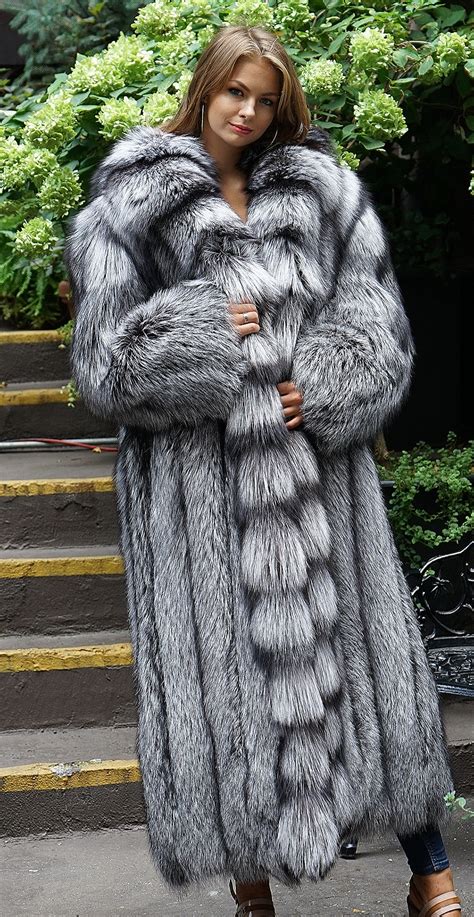 Huge Silver Fox Fur Coat Tradingbasis
