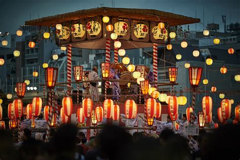 experience the vibrant festivals of tokyo