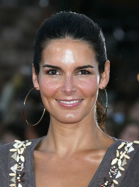 17 Best Images About Actress Angie Harmon On Pinterest Actresses