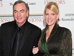 Neil Diamond and Katie McNeil tie the knot - CBS News