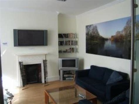 Just 2 minutes walk from paddington station, in central london and from a host of bus routes. Dolphin Inn Hotel, London, United Kingdom - overview